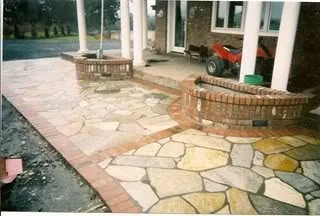 Custom residential landscaping near you in Independence, MO by Decorative Concrete - AYA Concrete