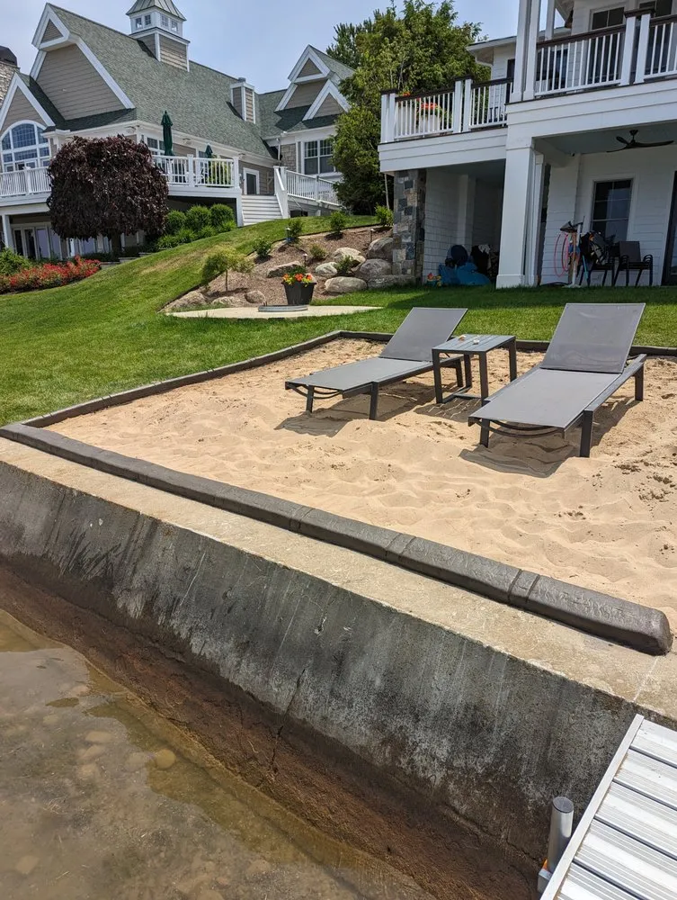 Custom yard maintenance experts serving Jackson, MI - Decorative Curbing
