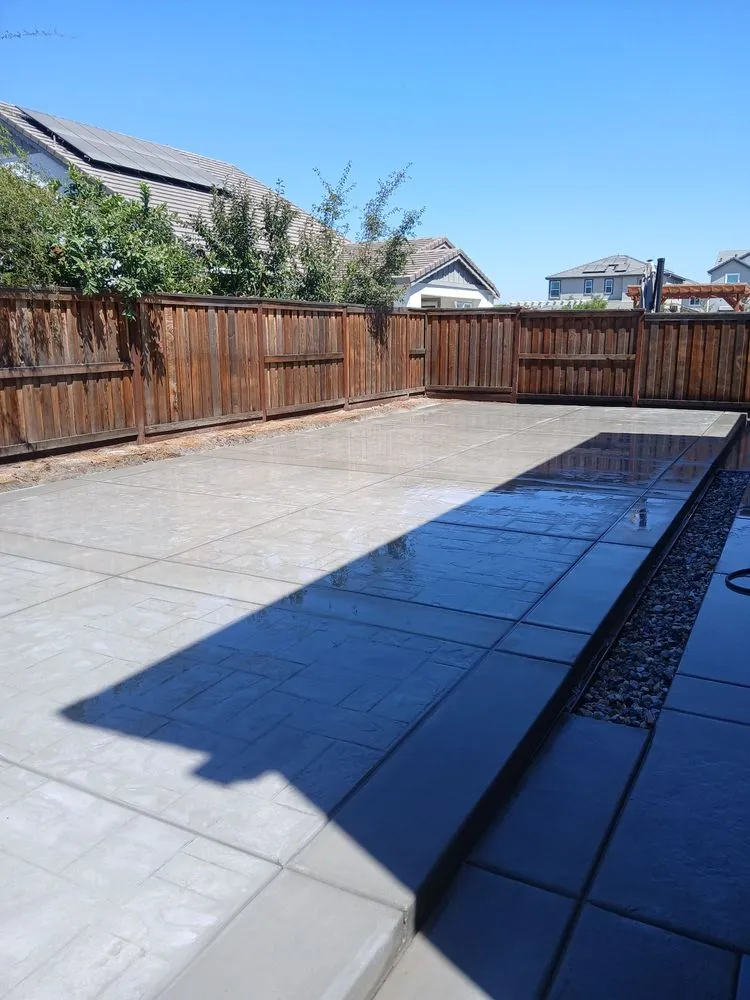 Affordable landscape installation in Stockton, CA by Decorative rock & concrete
