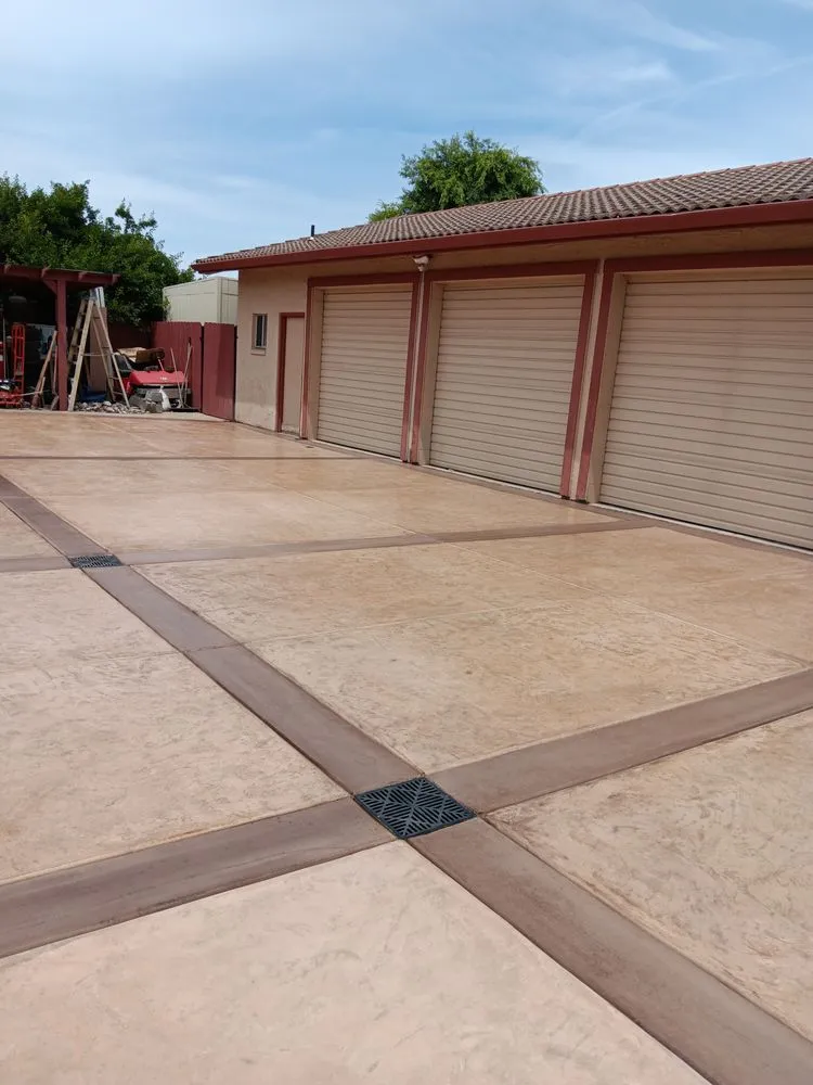 Local landscaping services experts serving Stockton, CA - Decorative rock & concrete