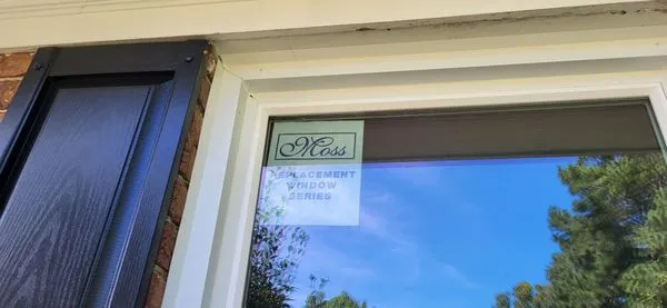 Dedicated Home And Lawn Logo