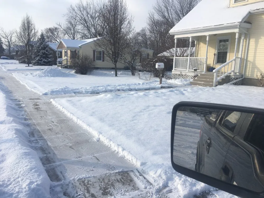 Affordable outdoor landscaping experts serving Dundee, MI - Dedicated Services