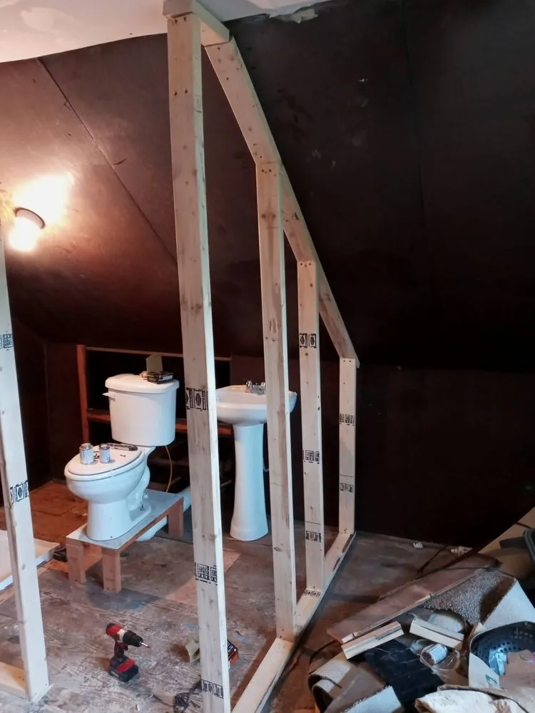 Expert yard maintenance in Lorain, OH by Dee Bros Construction