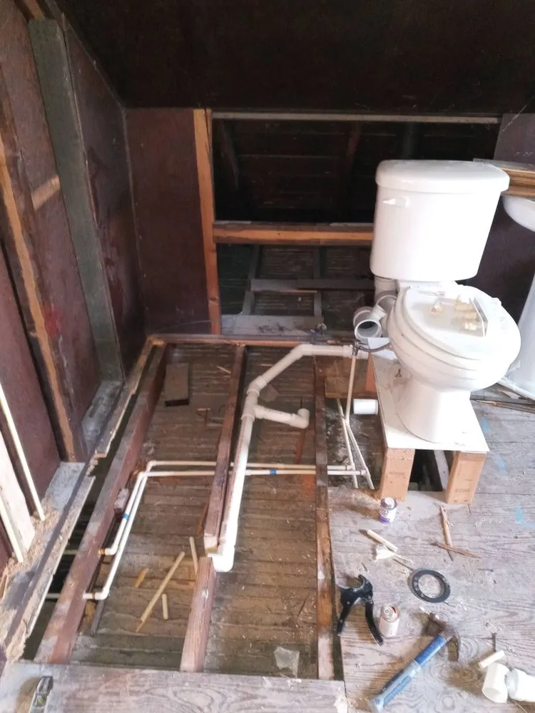 Expert garden landscaping experts serving Lorain, OH - Dee Bros Construction