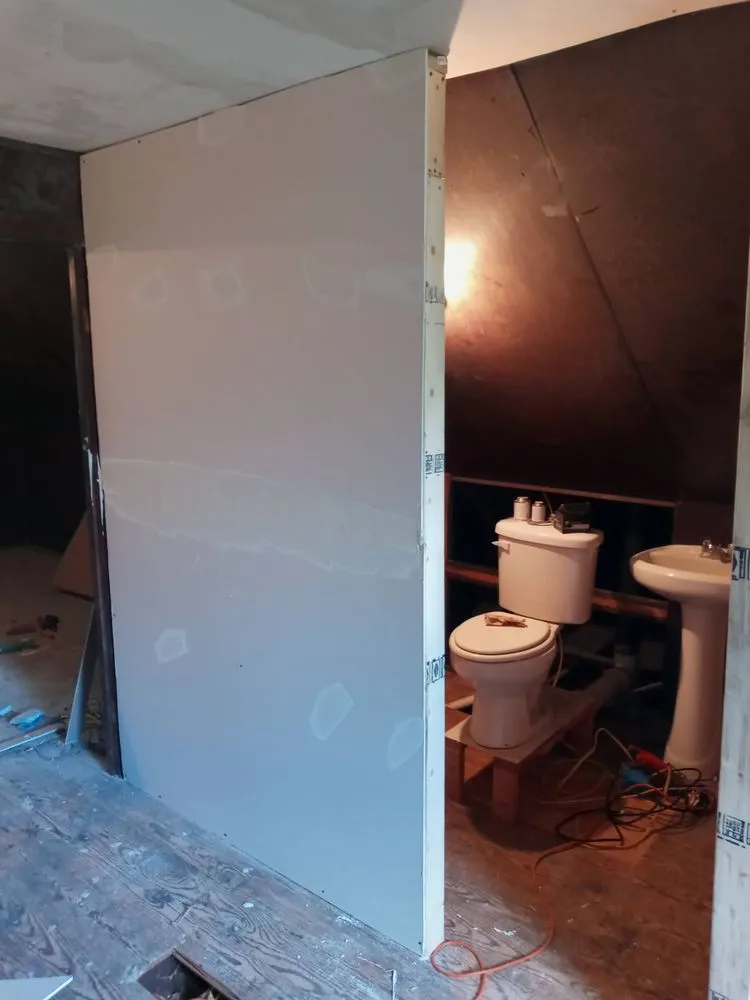 Reliable yard cleanup service experts serving Lorain, OH - Dee Bros Construction