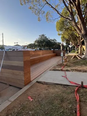 Dee Elite Irrigation and Maintenance Logo