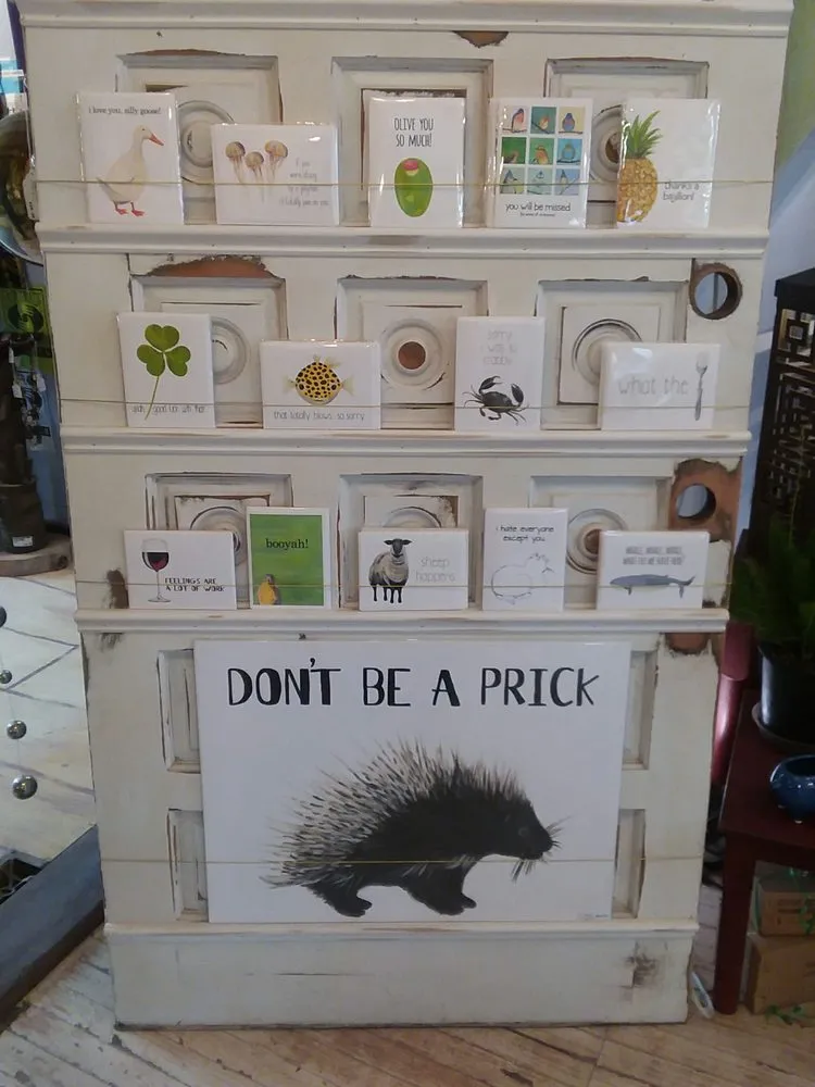 Custom landscaping services for homes across Omaha, NE - Dee-sign Landscaping & Garden Shop