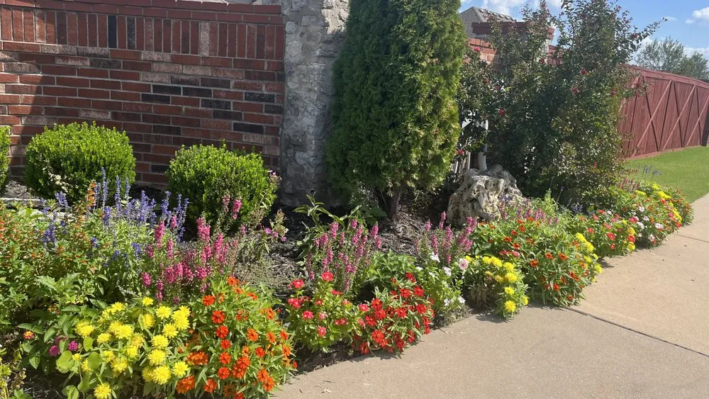 Trusted landscaping services for beautiful yards across Tulsa, OK - DeeDees Bloomers Landscape & Design