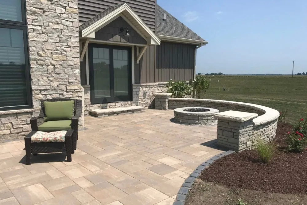 Top-rated lawn care service with custom design in Urbana, IL by Deem Landscaping