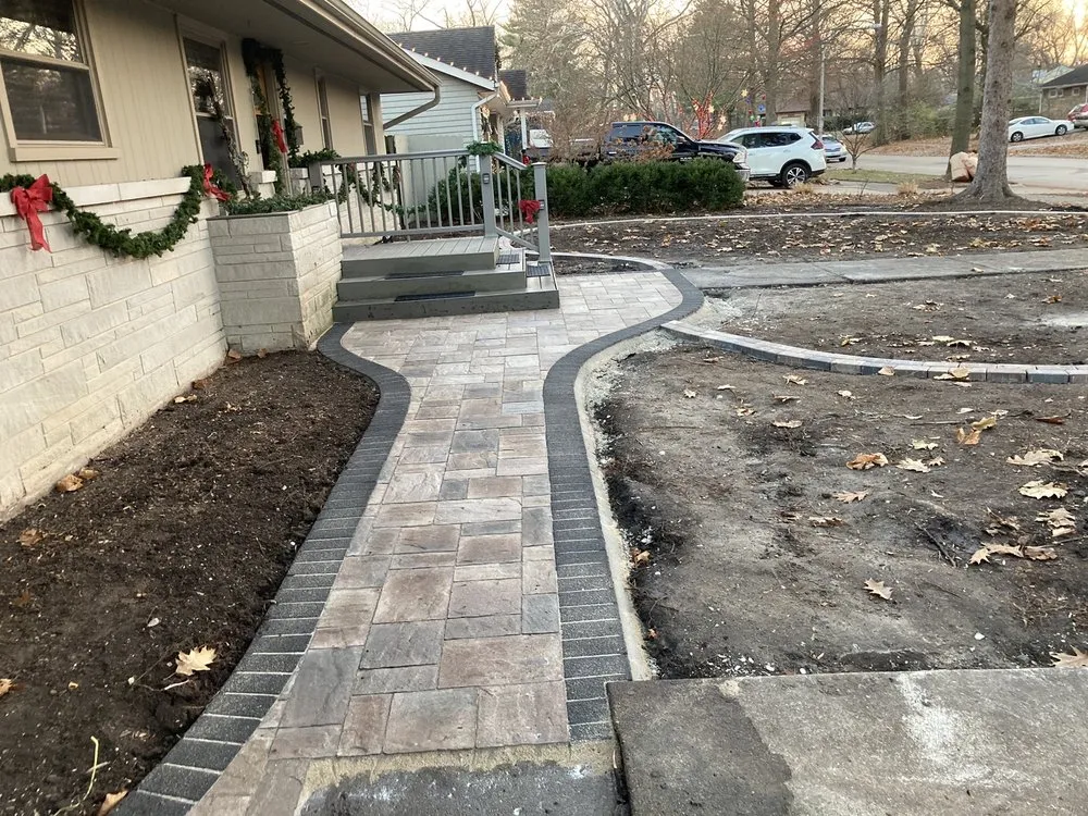 Professional yard maintenance in Urbana, IL by Deem Landscaping