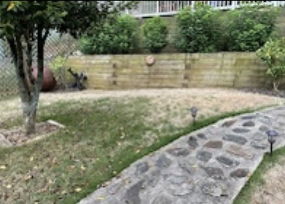 Affordable yard maintenance in Gainesville, GA by Deeno’s Imperial Landscaping