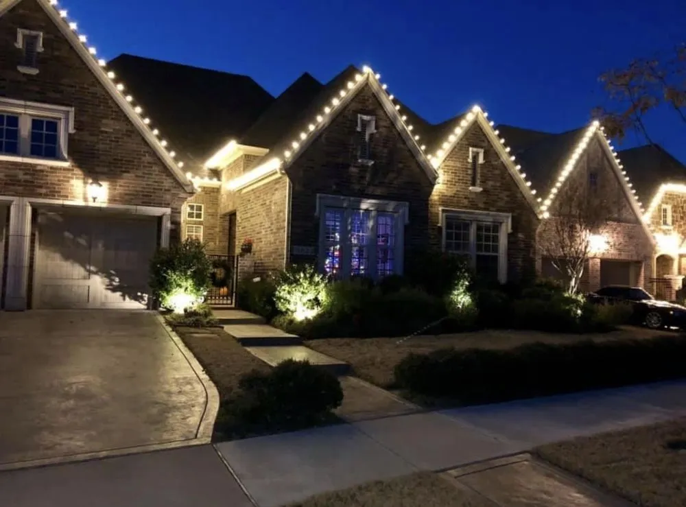 Expert yard maintenance experts serving Whitesboro, TX - Deep Roots