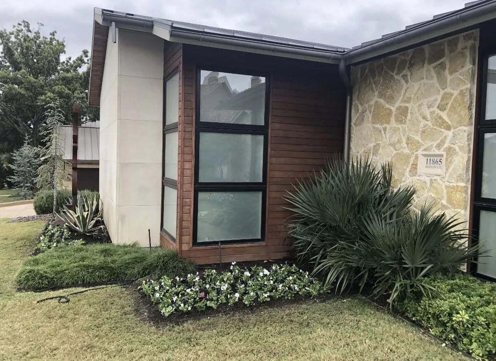 Expert garden landscaping in Whitesboro, TX by Deep Roots