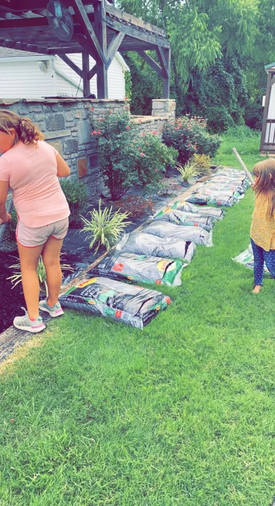 Professional landscaping services experts serving Little Rock, AR - Deep South Landscaping Of Arkansas