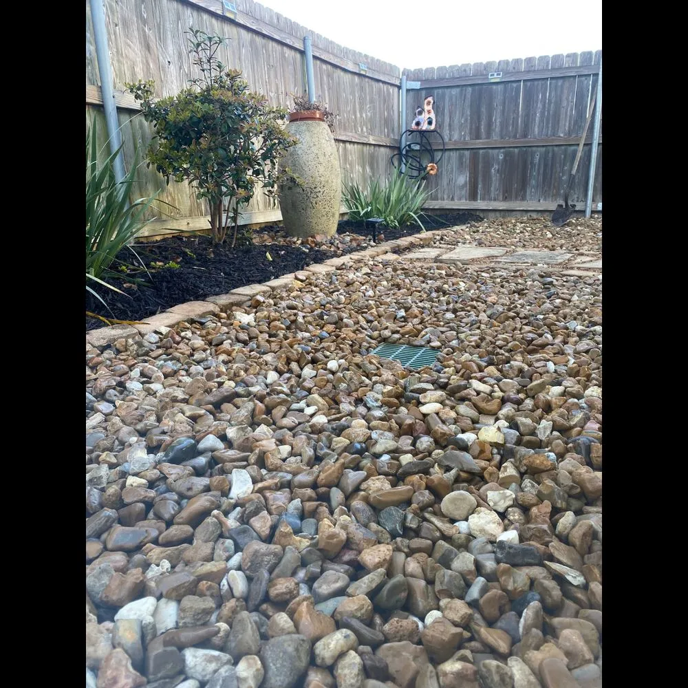 Custom landscaping services in Lake Charles, LA by Deepswoods Lawn and Landscaping