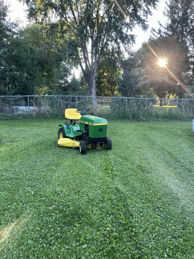 Expert lawn mowing service in Deerfield, WI - Deerfield Lawn Care