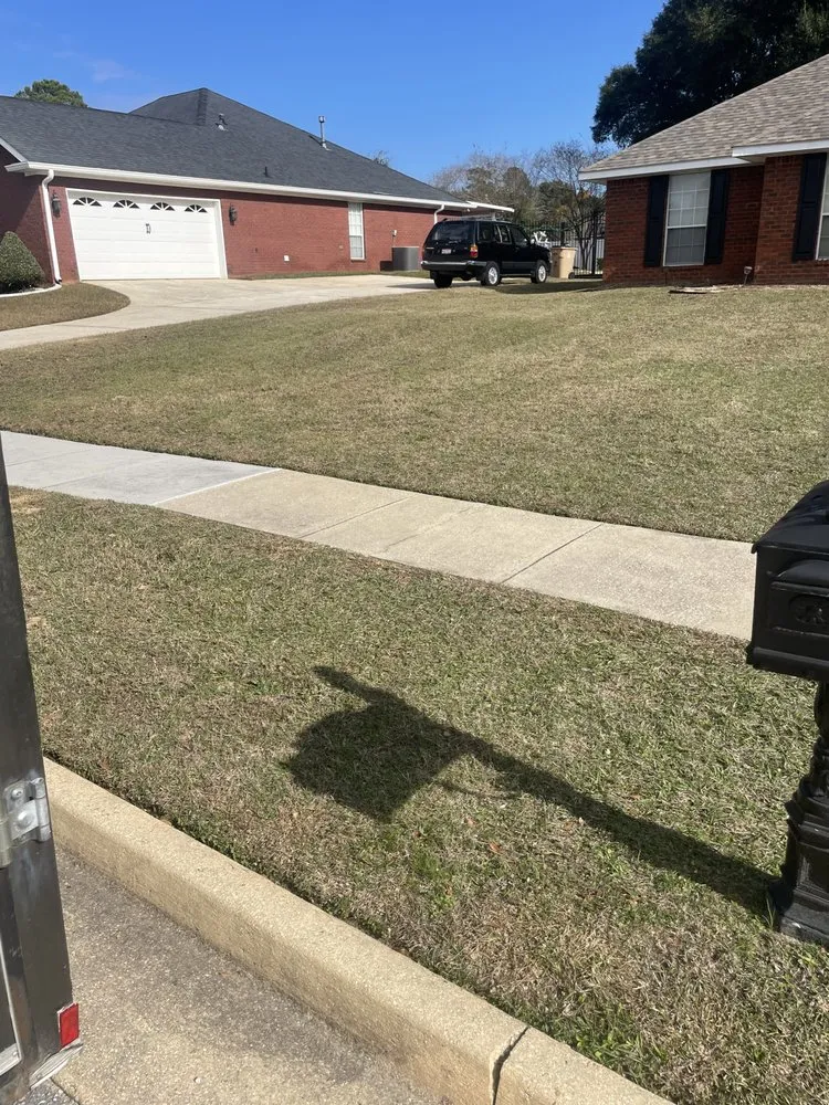 Trusted landscape installation in Mobile, AL - Deerocs Lawncare and Power Washing