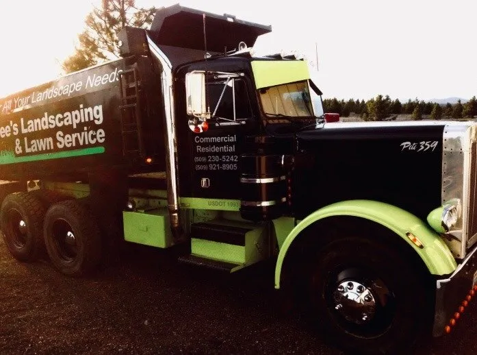 Custom garden landscaping experts serving Gulfport, MS - Dee's Lawn & Landscaping