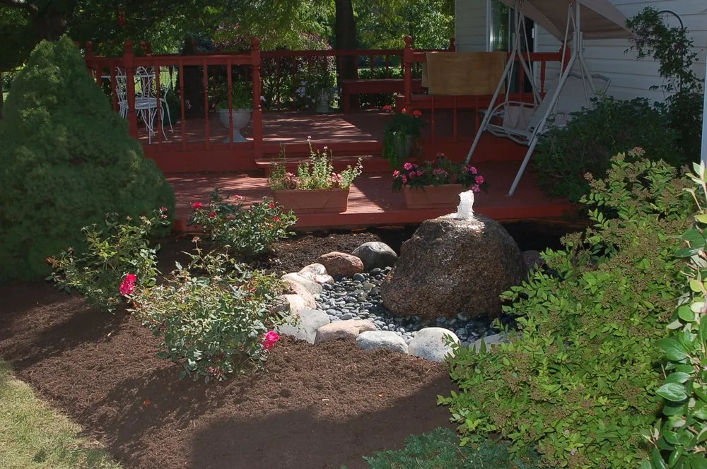 Reliable lawn care service for homes in Clayton, OH by Deeter Nurseries