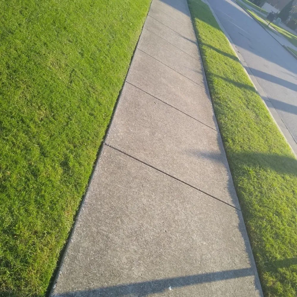 Affordable lawn mowing service in Spring Hill, TN - Defender Lawn Care