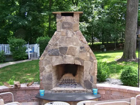 Defeo's Landscaping Logo