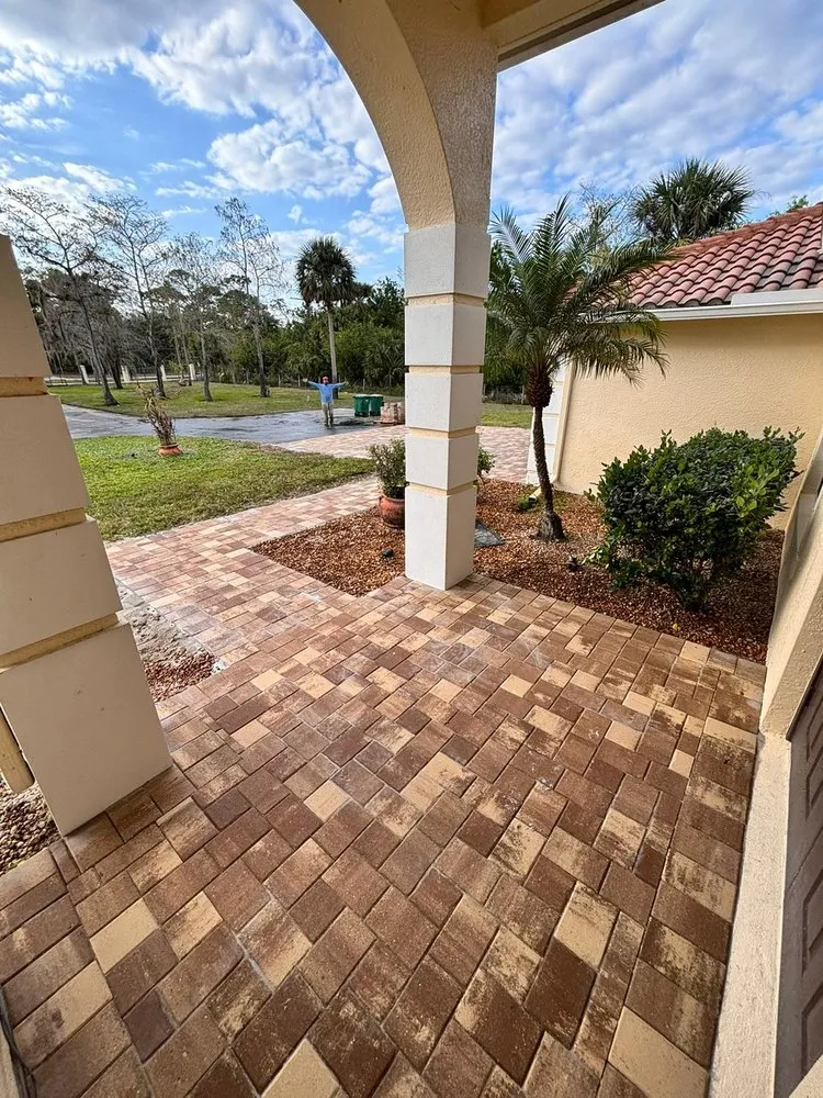 Custom landscape installation experts serving Fort Myers, FL - Definite Pavers
