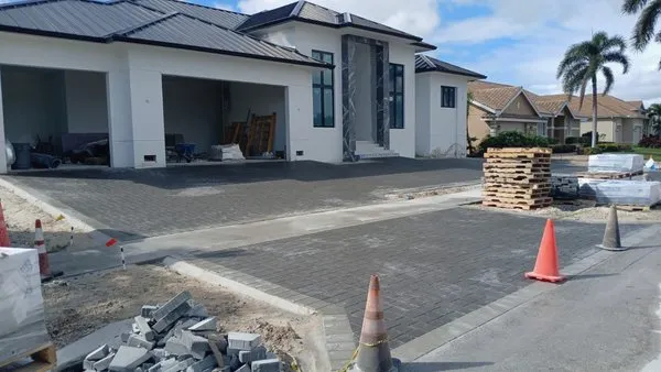 Definite Pavers Logo