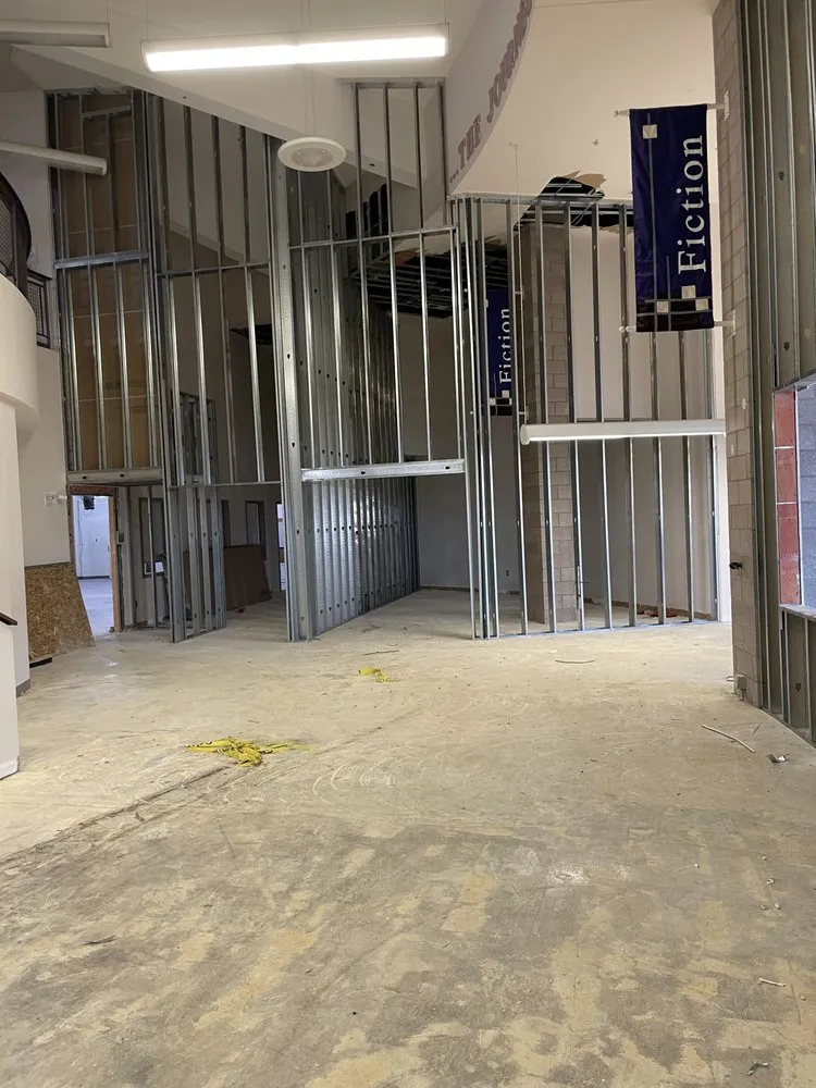 Professional lawn mowing service in Atlanta, GA - Definite Visions Design