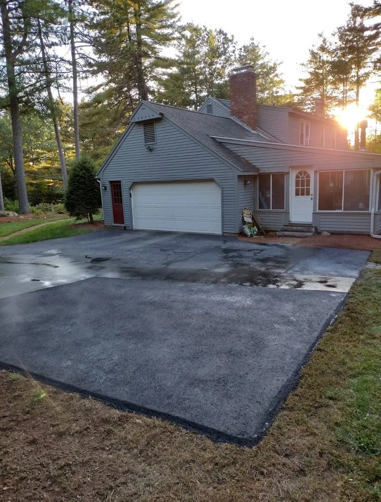 Custom garden landscaping in Manchester, NH by Definitive Landscaping
