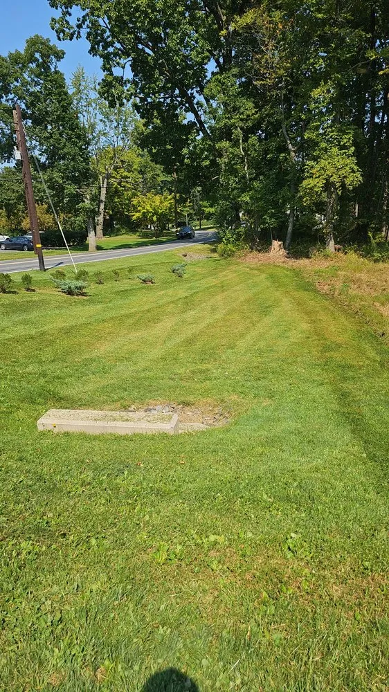 Expert lawn mowing service experts serving Coopersburg, PA - DeFiore's Property Maintenance
