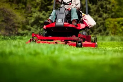 Affordable yard maintenance experts serving Mason, OH - Degree Lawn & Landscape