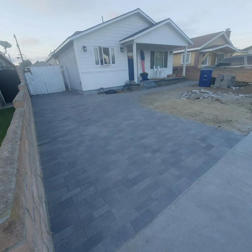 Professional lawn mowing service experts serving Long Beach, CA - De’Guerrero Design & Build