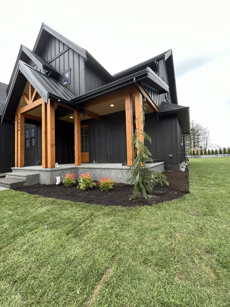 Custom lawn mowing service for beautiful yards in Bellingham, WA by Deja Vu Landscape