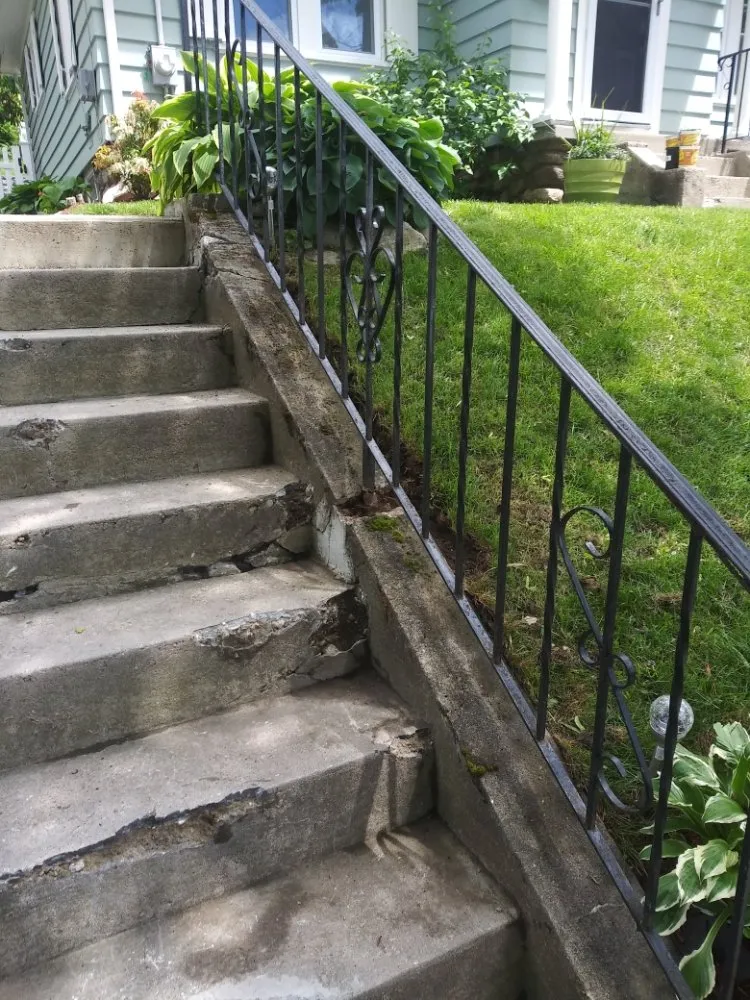 Custom garden landscaping experts serving Worcester, MA - DeJarnette & Son's