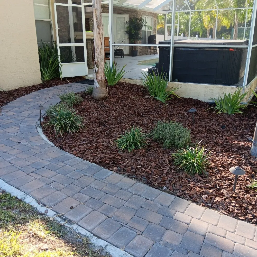 Reliable garden landscaping in Tampa, FL - Deke's