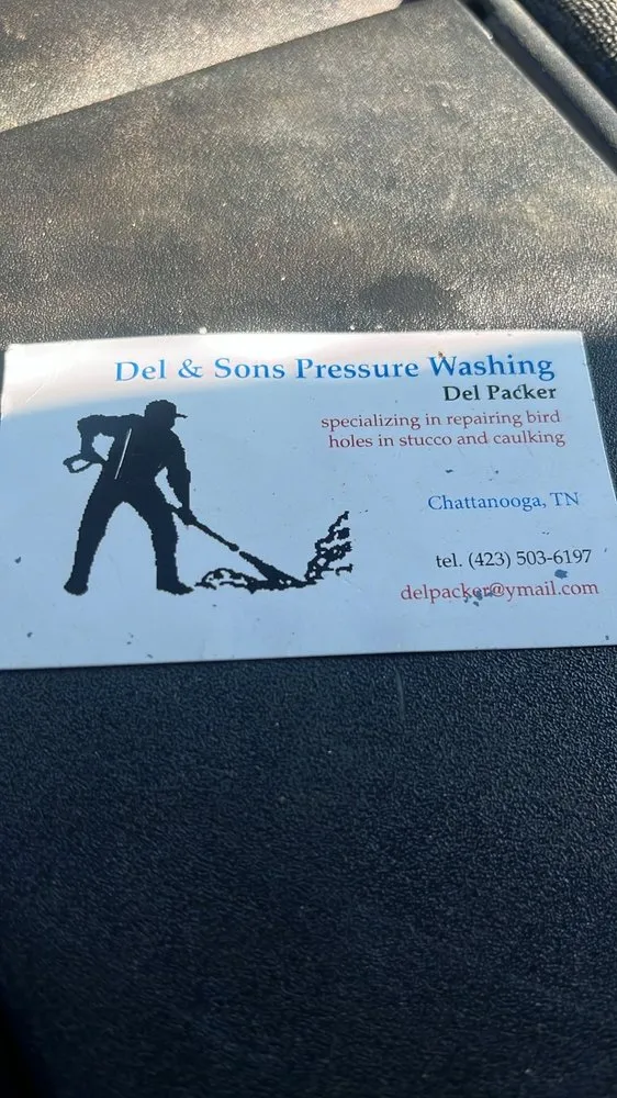 Expert yard maintenance for residential properties across Hixson, TN - Del And Son Pressure Washing