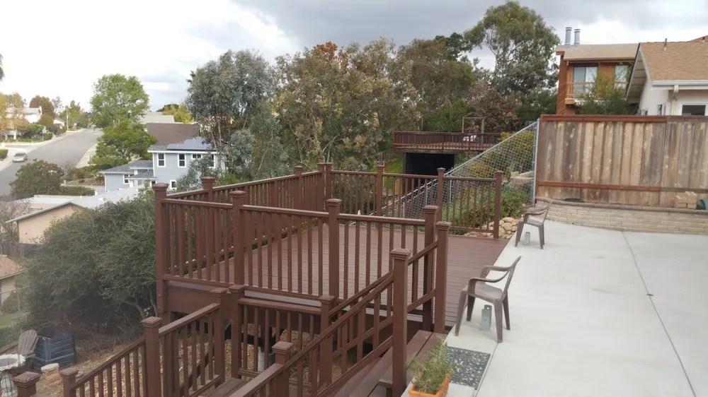 Reliable lawn care service for homes in San Diego, CA by Del Mar Landscapes