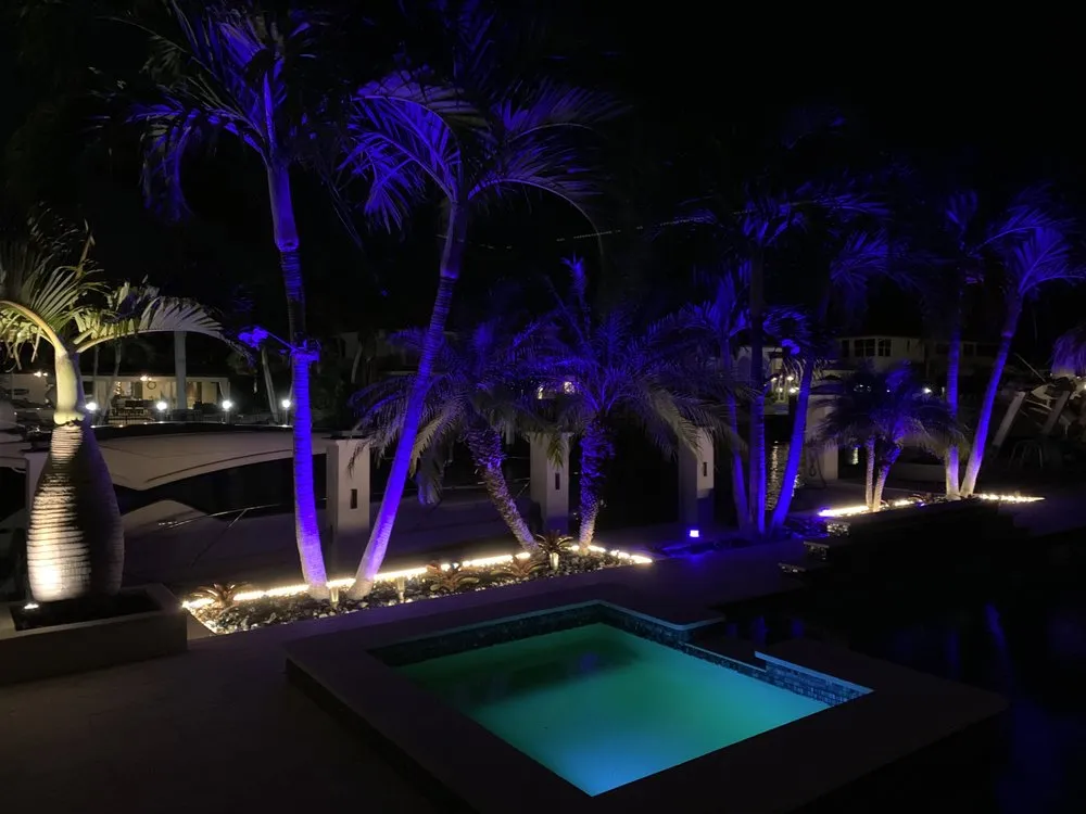 Custom lawn care service in Gulf Stream, FL - Del Mar Landscaping
