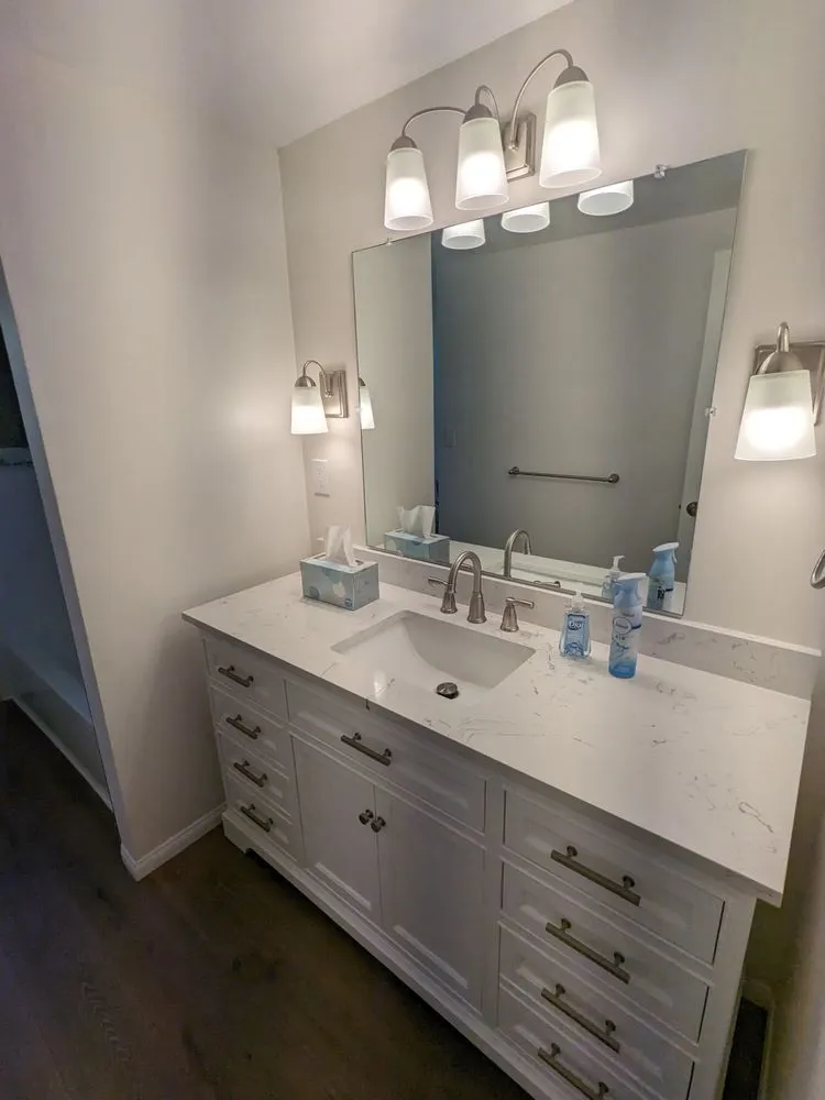 Custom yard cleanup service in Long Beach, CA by Del Mar Landscaping