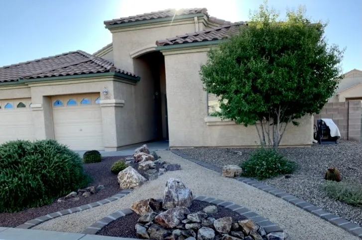 Top-rated yard cleanup service with custom design across Casas Adobes, AZ - Del Oro Landscape & Design