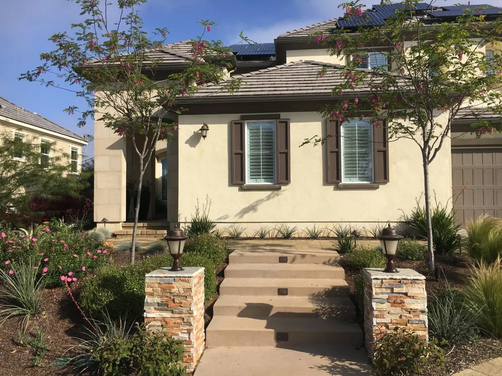 Expert outdoor landscaping in Carlsbad, CA by Del Rio Landscape