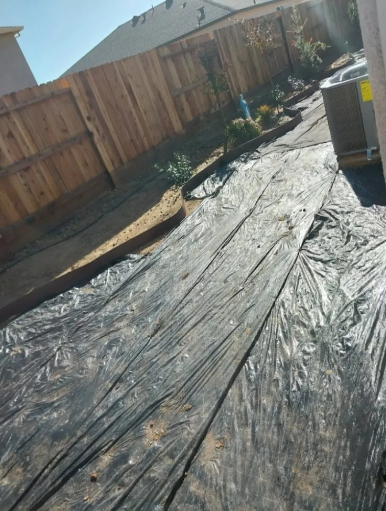 Local yard cleanup service for beautiful yards in Linda, CA by Del Toro J&M lawn care care