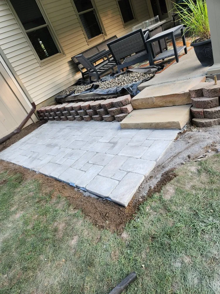 Trusted landscape installation in Elkhart, IN - Del Toro's Landscaping Services