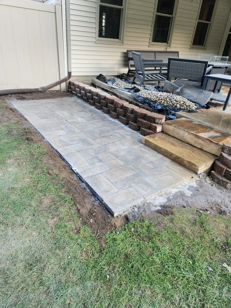 Trusted garden landscaping near you in Elkhart, IN by Del Toro's Landscaping Services