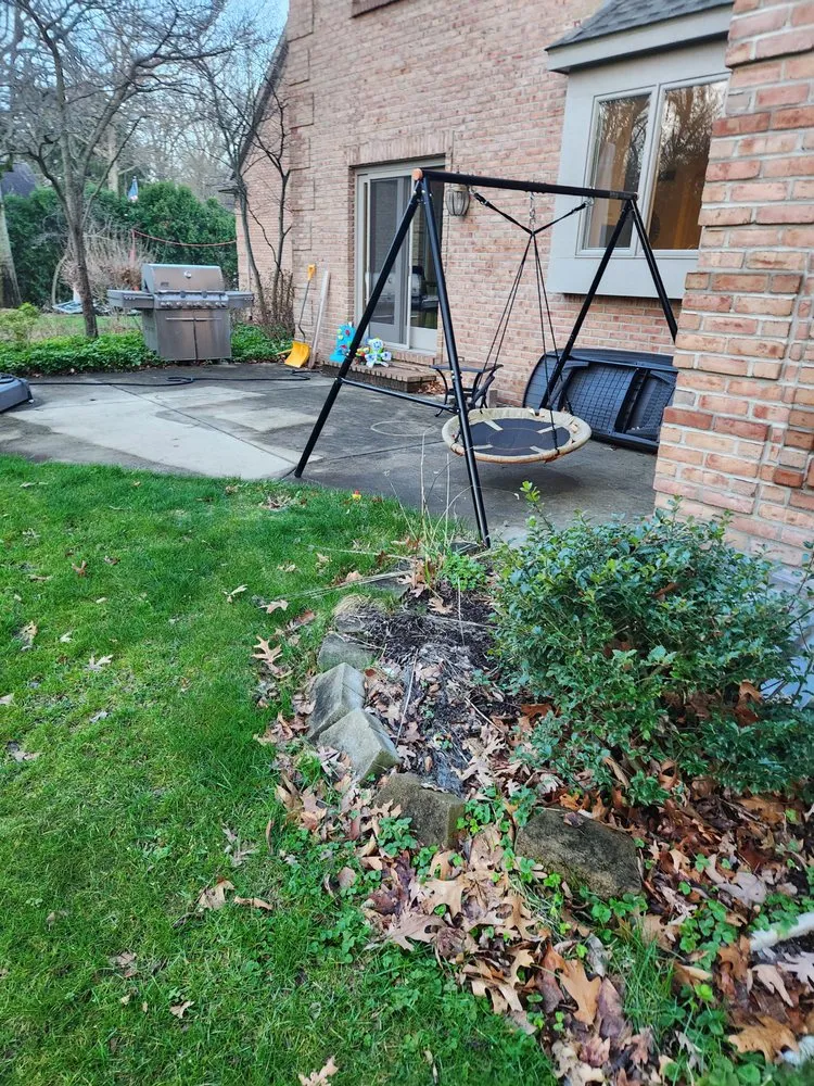 Custom lawn care service near you across Elkhart, IN - Del Toro's Landscaping Services