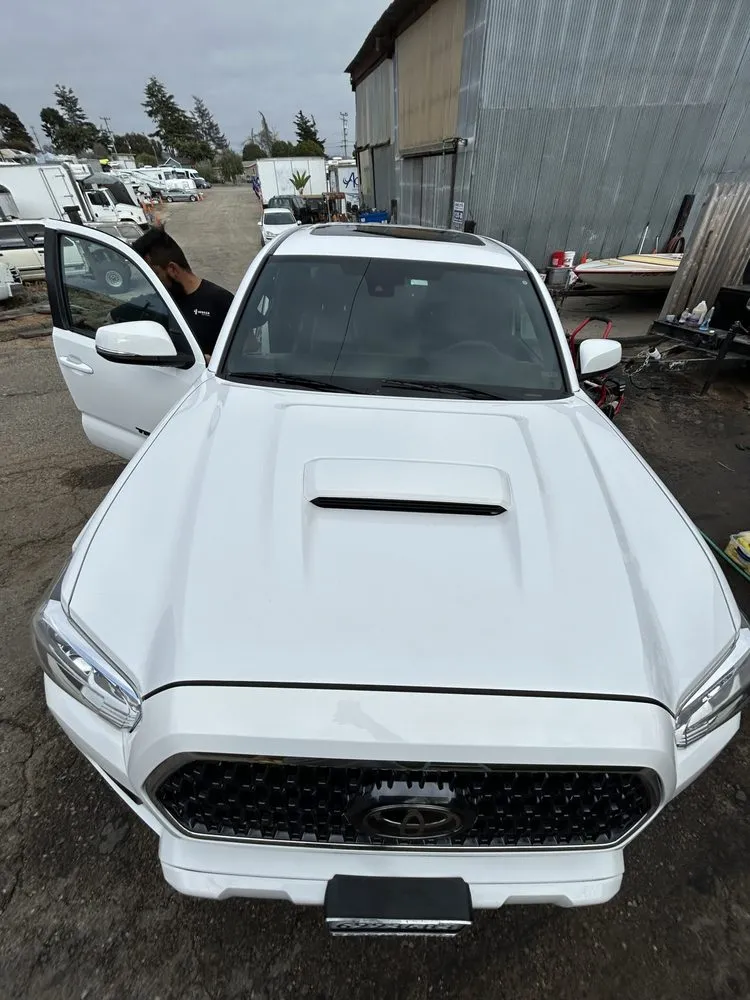 Affordable yard cleanup service in Las Vegas, NV - Del Toro’s Tree Service