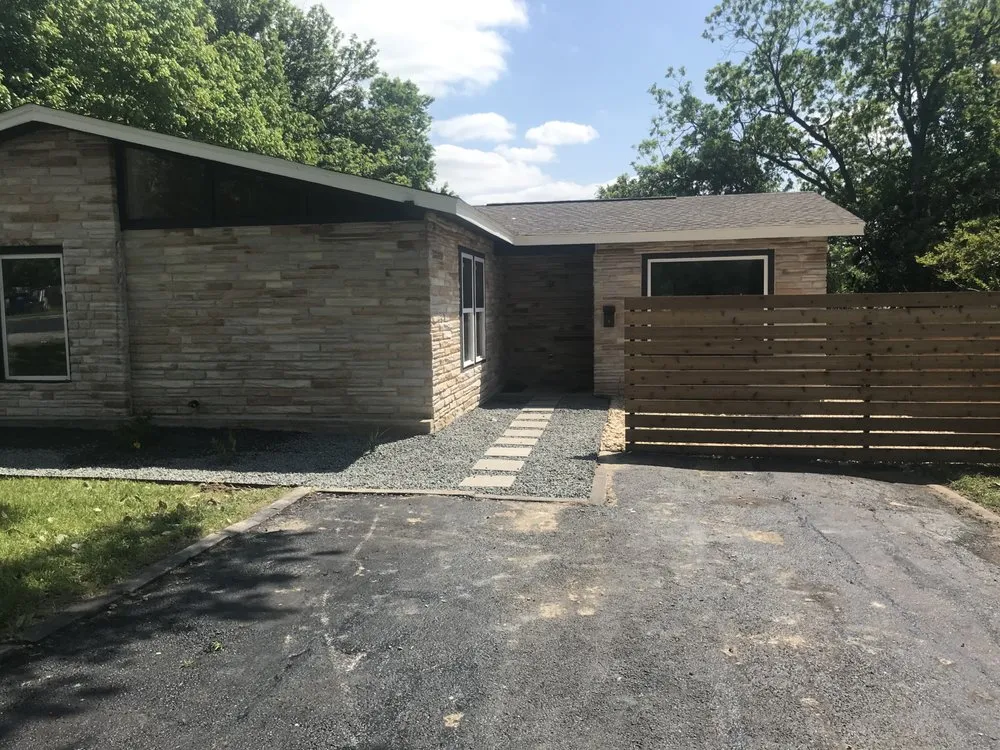 Professional landscape design in Del Valle, TX - Del Valle Landscape and Maintenance