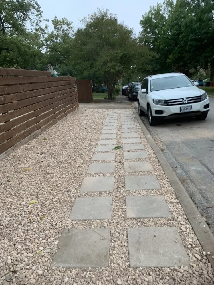 Reliable lawn care service in Del Valle, TX - Del Valle Landscape and Maintenance