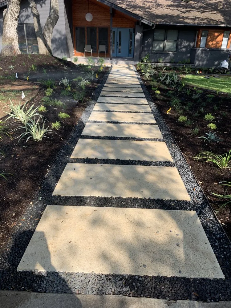 Trusted residential landscaping experts serving Del Valle, TX - Del Valle Landscape and Maintenance