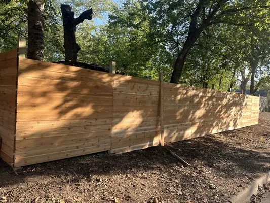 Del Valle Landscape and Maintenance Logo